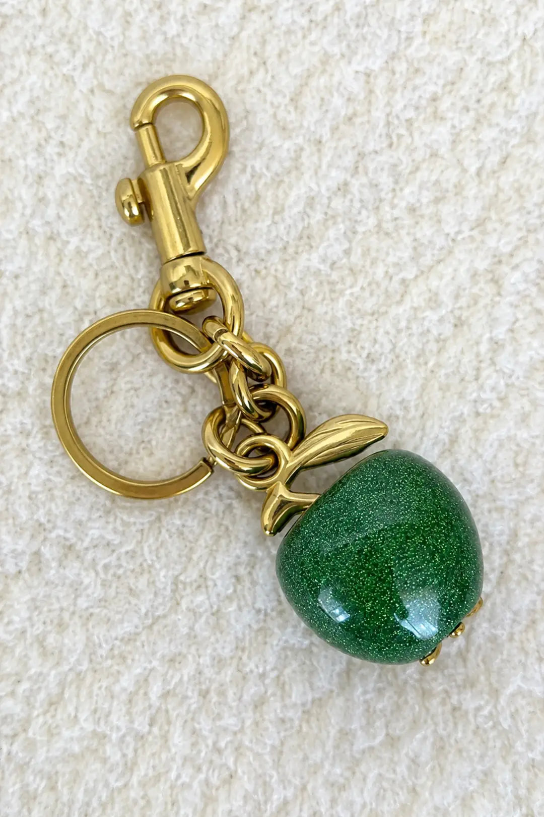 Elma Figürlü Charm